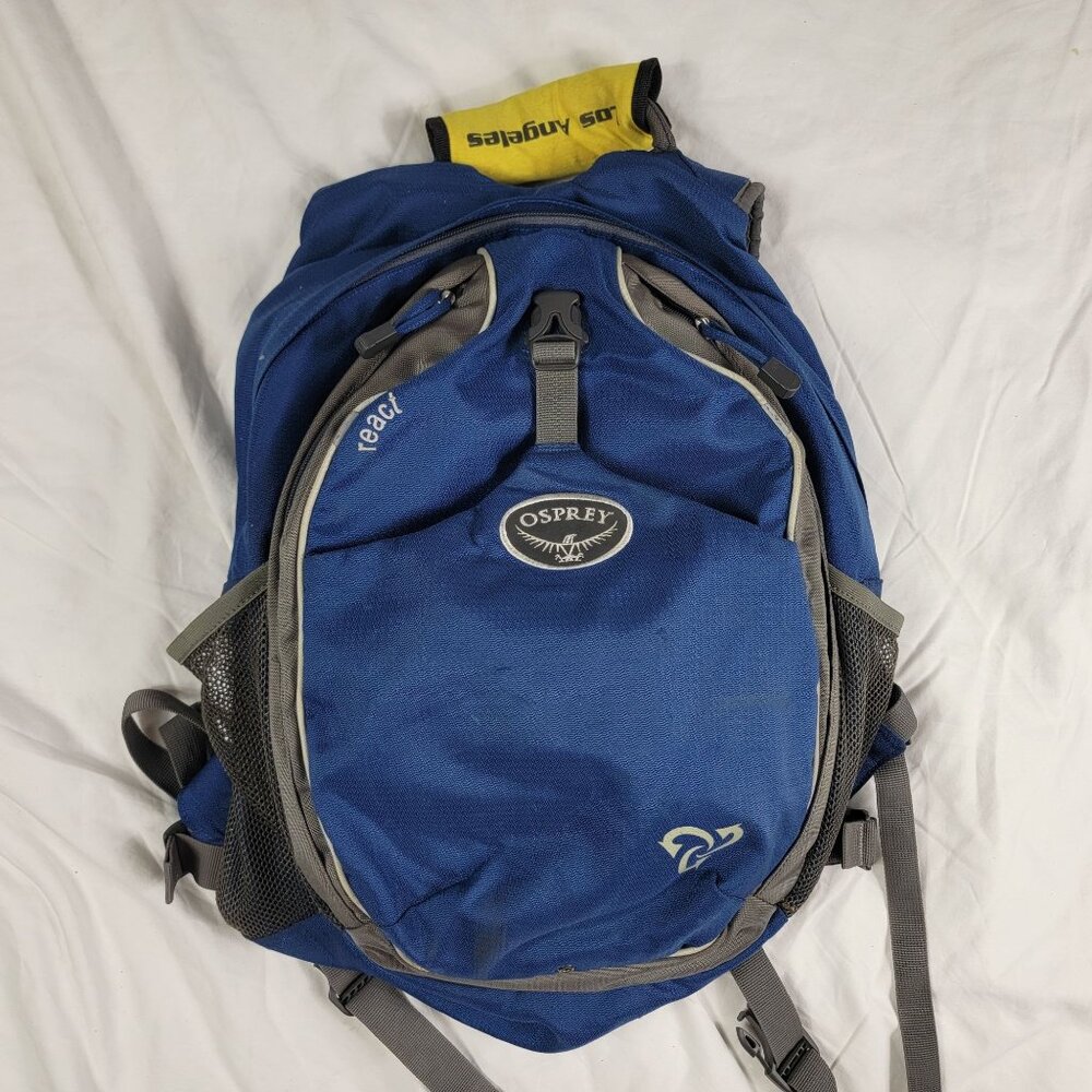 Osprey React 28L Adults Blue Gray Resource Series Daypack Backpack Camping Hike